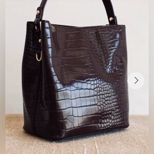 AOTA Elena Bag Bucket Crossbody Style Black Handbag Vegan New NWT NIP